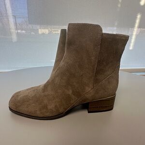 Donald J. Pliner Taupe Suede Chukka Zip Boots